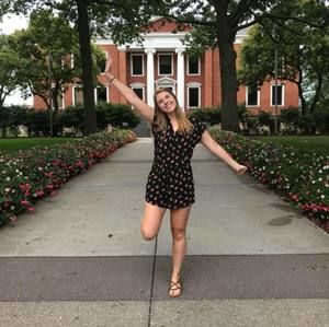 Meet your Posher, Melissa